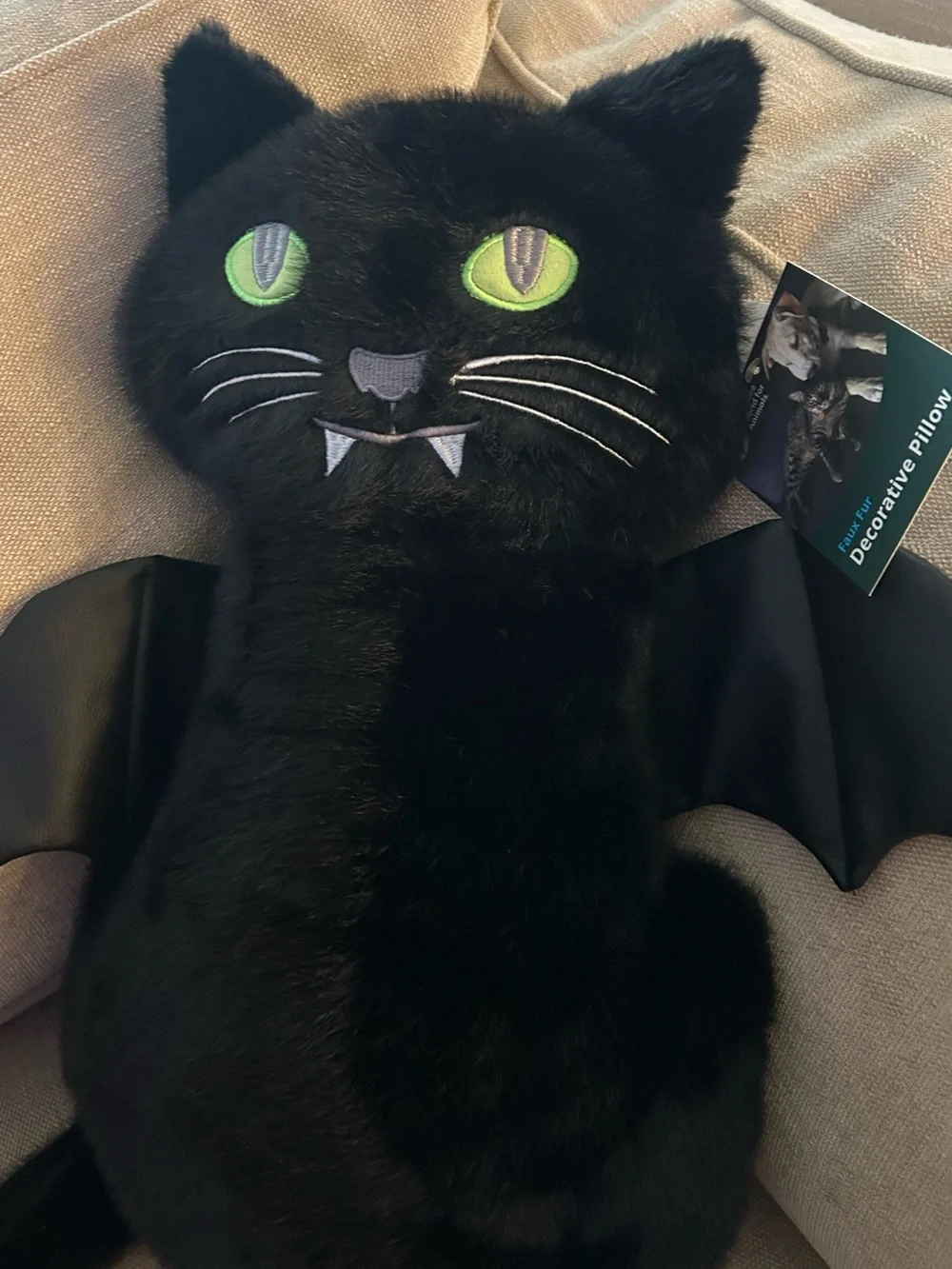 Humane World For Animals plush black
